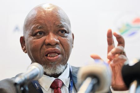 tagreuters.com2025binary_LYNXMPEL4C0OJ-VIEWIMAGE