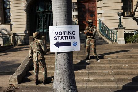 tagreuters.com2024binary_LYNXMPEK4T0K1-VIEWIMAGE