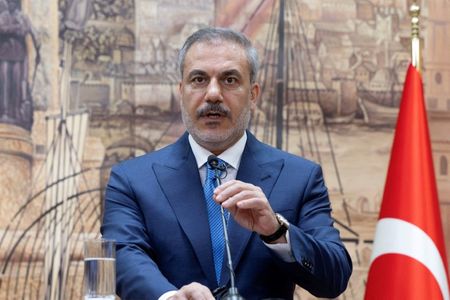 tagreuters.com2024binary_LYNXMPEK7C0JR-VIEWIMAGE