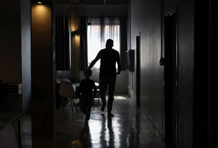 tagreuters.com2025binary_LYNXMPELAG0VV-VIEWIMAGE