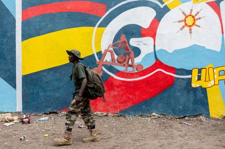 tagreuters.com2025binary_LYNXNPEL0T0X2-VIEWIMAGE