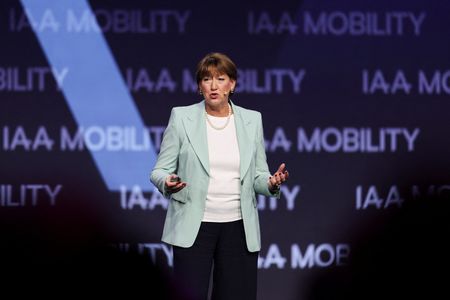 tagreuters.com2024binary_LYNXMPEK5405V-VIEWIMAGE