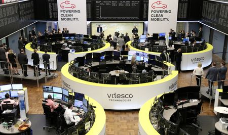tagreuters.com2024binary_LYNXNPEK2408G-VIEWIMAGE