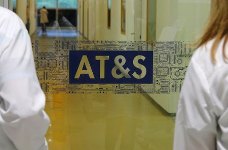 tagreuters.com2025binary_LYNXMPEL4E0AG-VIEWIMAGE