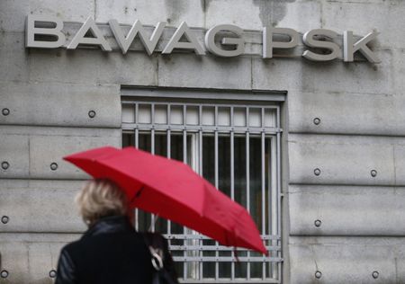 tagreuters.com2025binary_LYNXMPEL6M09M-VIEWIMAGE