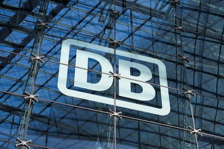 tagreuters.com2025binary_LYNXMPEL6U0LE-VIEWIMAGE