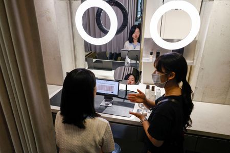 tagreuters.com2024binary_LYNXMPEK6A075-VIEWIMAGE