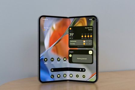 tagreuters.com2024binary_LYNXMPEK7C0PP-VIEWIMAGE