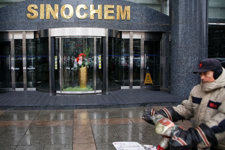 tagreuters.com2024binary_LYNXMPEK7T0Q8-VIEWIMAGE