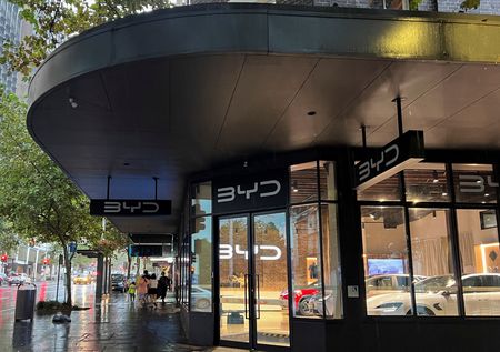 tagreuters.com2024binary_LYNXNPEK240SU-VIEWIMAGE