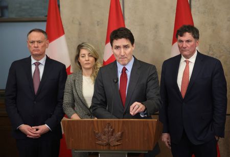 tagreuters.com2025binary_LYNXMPEL1106N-VIEWIMAGE