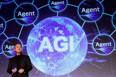 tagreuters.com2025binary_LYNXMPEL1204P-VIEWIMAGE