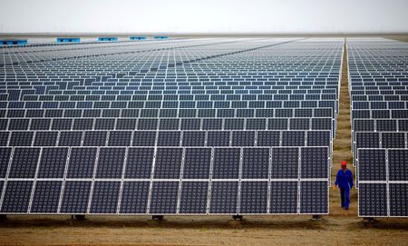 tagreuters.com2025binary_LYNXMPEL18032-VIEWIMAGE