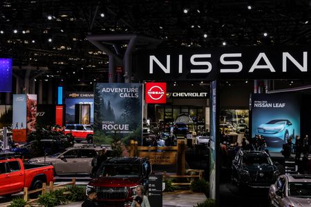 tagreuters.com2025binary_LYNXMPEL4C0B7-VIEWIMAGE