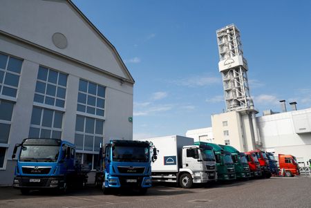 tagreuters.com2025binary_LYNXMPEL6E0LF-VIEWIMAGE