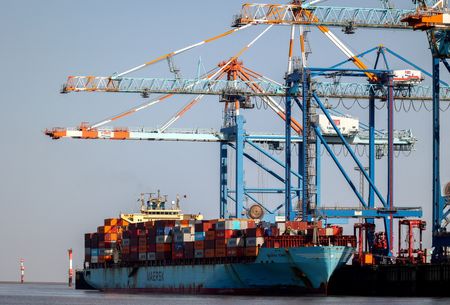 tagreuters.com2025binary_LYNXMPEL9L07R-VIEWIMAGE