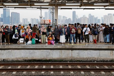 tagreuters.com2025binary_LYNXMPEL9R04I-VIEWIMAGE