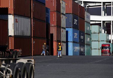 tagreuters.com2025binary_LYNXNPEL1I00G-VIEWIMAGE