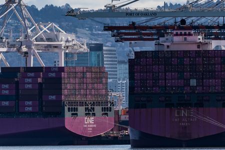 tagreuters.com2025binary_LYNXNPEL25124-VIEWIMAGE