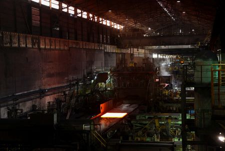 tagreuters.com2025binary_LYNXNPEL4S04W-VIEWIMAGE