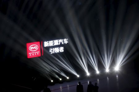 tagreuters.com2025binary_LYNXNPEL5409G-VIEWIMAGE