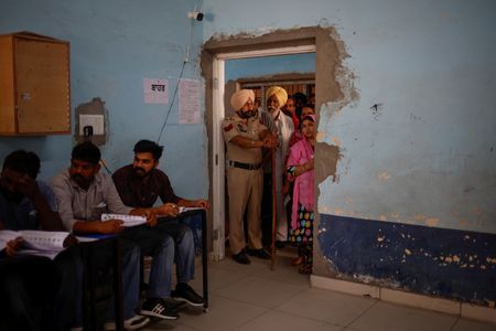 tagreuters.com2024binary_LYNXMPEK50155-VIEWIMAGE