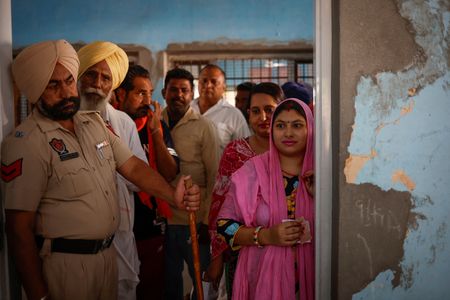 tagreuters.com2024binary_LYNXMPEK50156-VIEWIMAGE