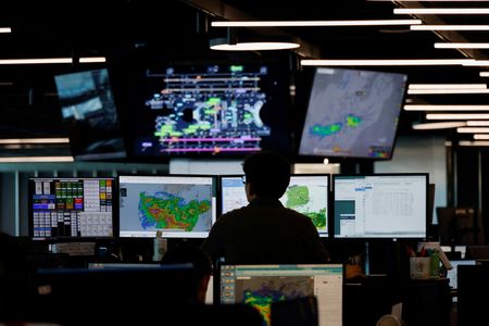 tagreuters.com2024binary_LYNXMPEK69041-VIEWIMAGE