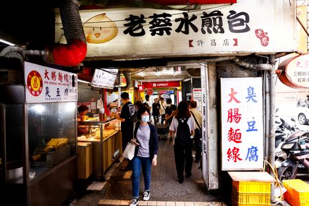 tagreuters.com2024binary_LYNXMPEK6M036-VIEWIMAGE