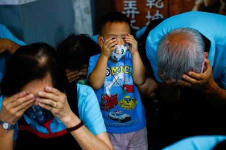 tagreuters.com2024binary_LYNXMPEK6M076-VIEWIMAGE