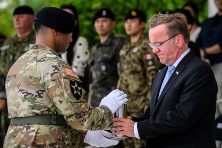 tagreuters.com2024binary_LYNXMPEK7109O-VIEWIMAGE