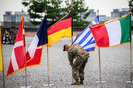 tagreuters.com2024binary_LYNXMPEK7109P-VIEWIMAGE