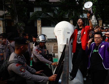 tagreuters.com2024binary_LYNXMPEK7M0FS-VIEWIMAGE