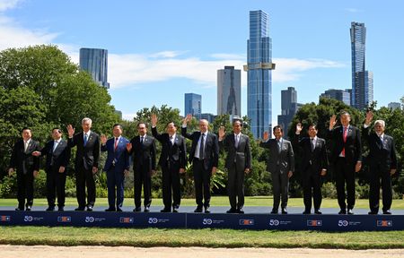 tagreuters.com2024binary_LYNXNPEK25034-VIEWIMAGE