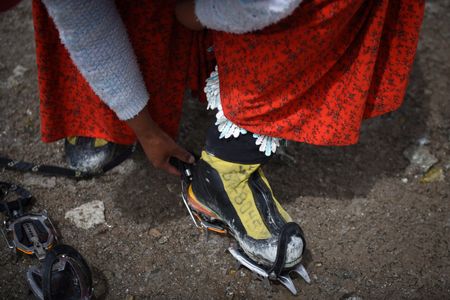 tagreuters.com2024binary_LYNXNPEK250HW-VIEWIMAGE