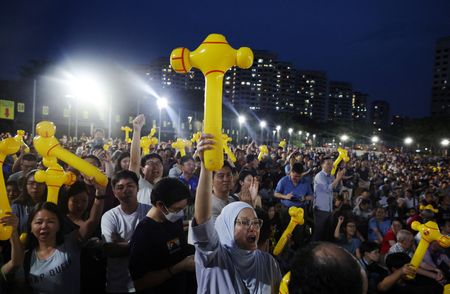 tagreuters.com2025binary_LYNXMPEL3T04O-VIEWIMAGE