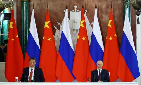 tagreuters.com2025binary_LYNXMPEL4807X-VIEWIMAGE