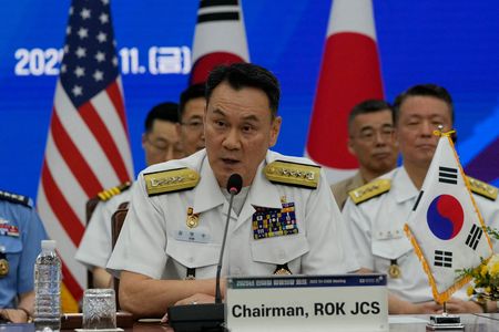 tagreuters.com2025binary_LYNXMPEL6A03E-VIEWIMAGE