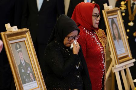 tagreuters.com2025binary_LYNXMPELA906S-VIEWIMAGE