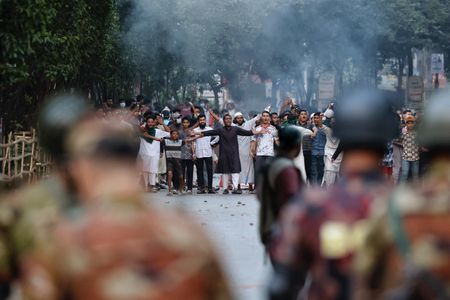 tagreuters.com2025binary_LYNXMPELAG0OM-VIEWIMAGE