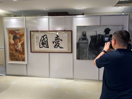 tagreuters.com2025binary_LYNXNPEL2P08D-VIEWIMAGE