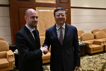 tagreuters.com2025binary_LYNXNPEL2R0CL-VIEWIMAGE