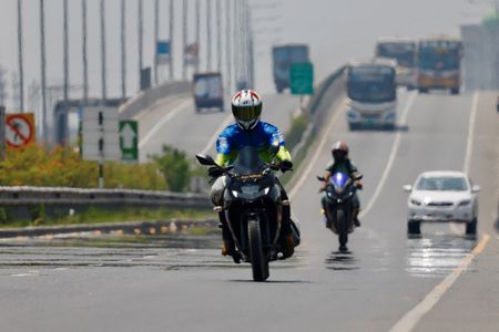 tagreuters.com2025binary_LYNXNPEL8F0HN-VIEWIMAGE