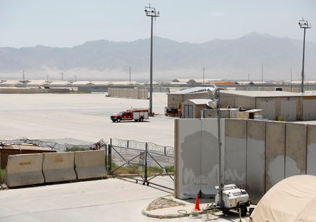 tagreuters.com2025binary_LYNXNPEL8H16R-VIEWIMAGE