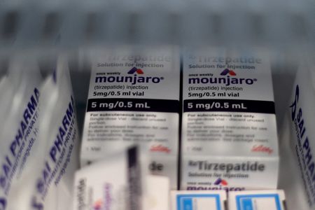 tagreuters.com2025binary_LYNXMPEL5J0C4-VIEWIMAGE