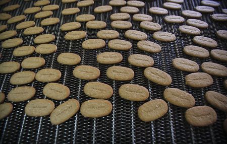 tagreuters.com2025binary_LYNXMPELA40RM-VIEWIMAGE