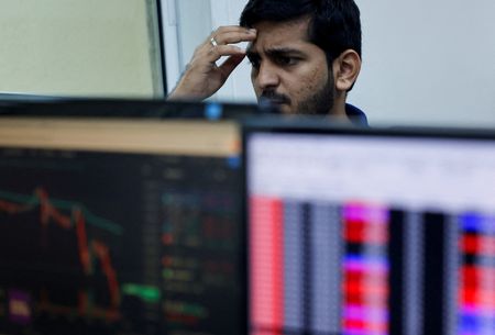 tagreuters.com2025binary_LYNXNPEL2R0CM-VIEWIMAGE