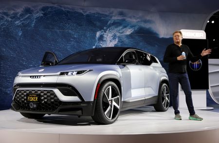 tagreuters.com2022binary_LYNXMPEI8M0QV-VIEWIMAGE