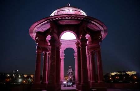 tagreuters.com2023binary_LYNXMPEJ090F3-VIEWIMAGE