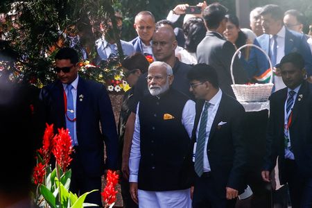 tagreuters.com2024binary_LYNXMPEK7M0C4-VIEWIMAGE